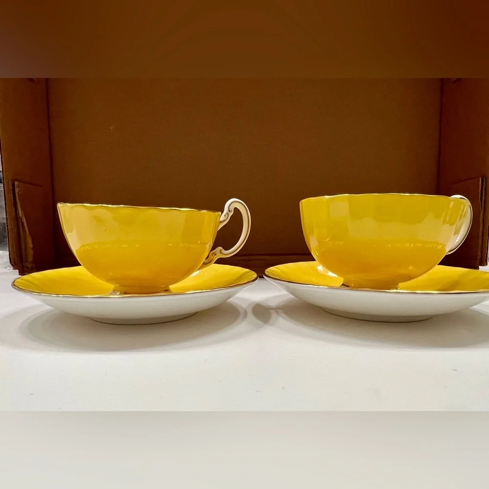 Vintage Aynsley Cottage‎ Garden Bone China TeaCup Saucer Set Of 2 Yellow “rare”
